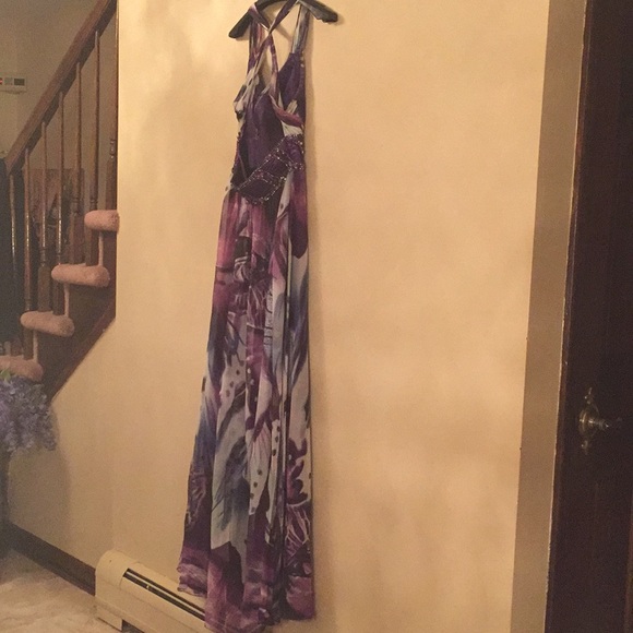 La Femme Purple Floral Beaded Prom Dress Size 8 - Picture 8 of 8